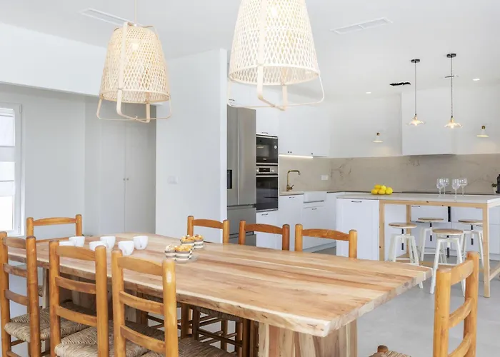 Les Oliveres By Interhome Vila *